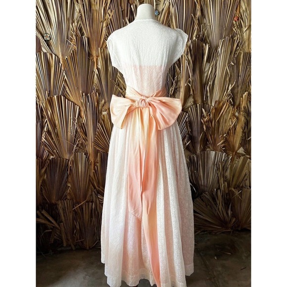 Vintage 1940s Gown Pink and White Organdy Lace Dress Bow Coquette‎ Wedding - Picture 14 of 16